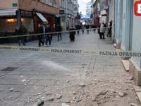 'SB' PATROLA: Ponovno obrušavanje fasade u centru Sarajeva (FOTO)