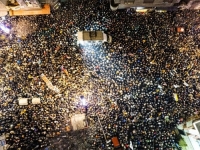 OVO SE NIKADA PRIJE NIJE DOGODILO: Fascinantni kadrovi iz zraka, otkriveno koliko je građana bilo na demostracijama protiv Vučićevog režima...