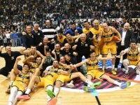 MEJDAN JE EKSPLODIRAO: Pogledajte kako je dočekan kraj okršaja u Zadru i prolazak BiH na Eurobasket (VIDEO)