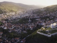 TRAVNIK U VELIKIM PROBLEMIMA ZBOG ODLUKA VLADE FBIH: Pad prometa za 10 miliona, izgubljeno preko 700 radnih mjesta (VIDEO)